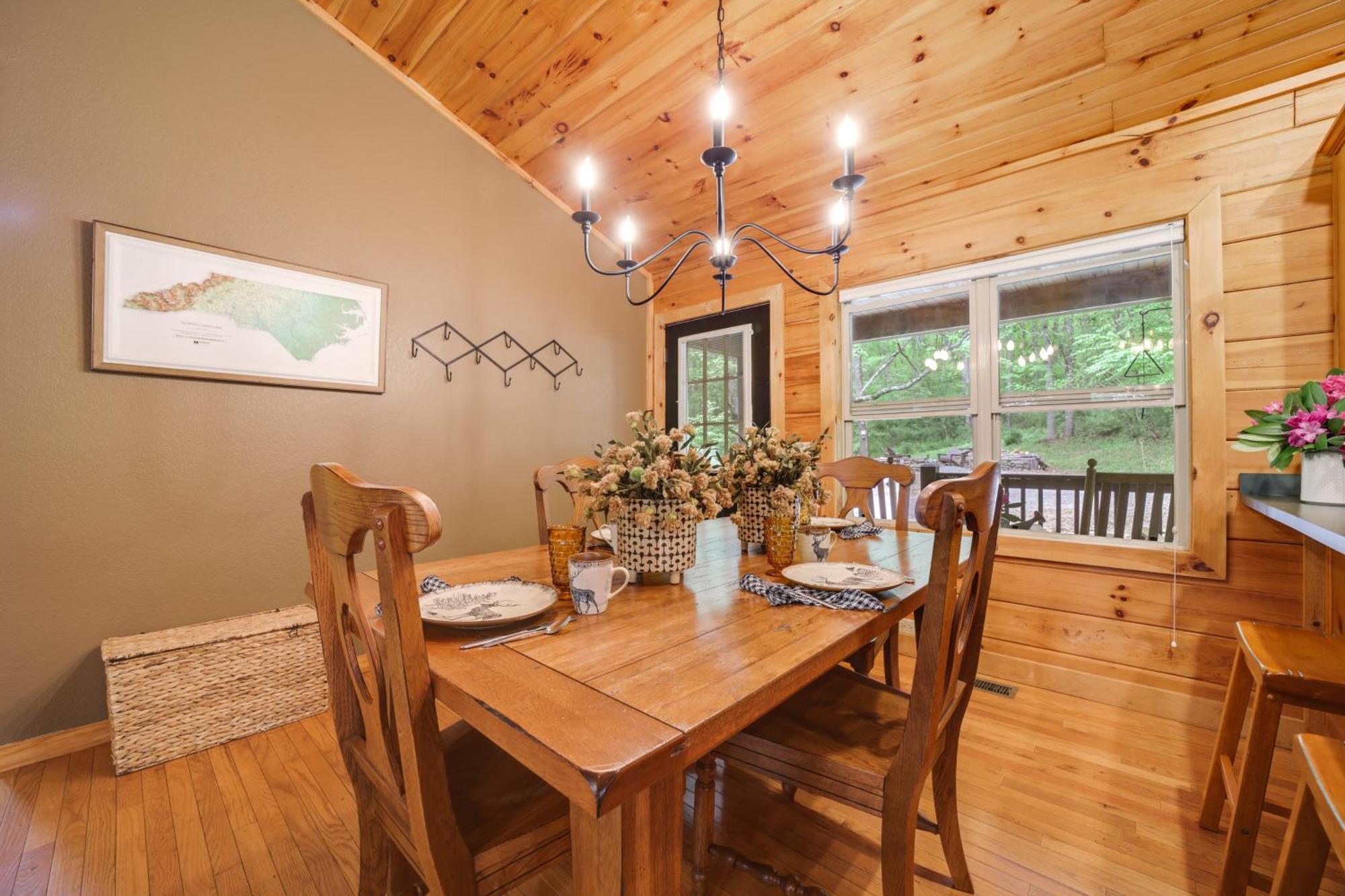 Peaceful Smoky Mountain Cabin With Deck And Fire Pit! Waynesville Buitenkant foto