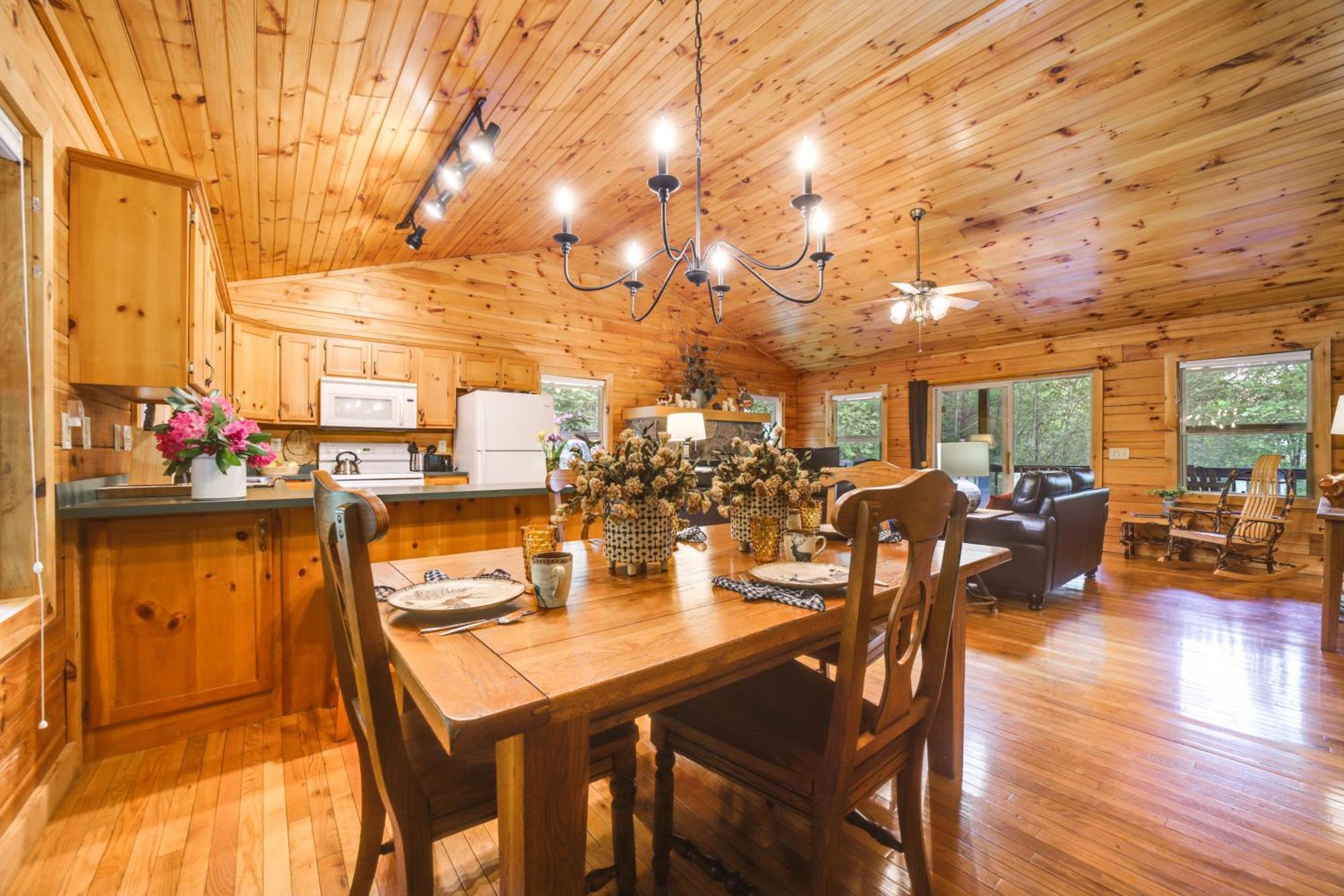 Peaceful Smoky Mountain Cabin With Deck And Fire Pit! Waynesville Buitenkant foto