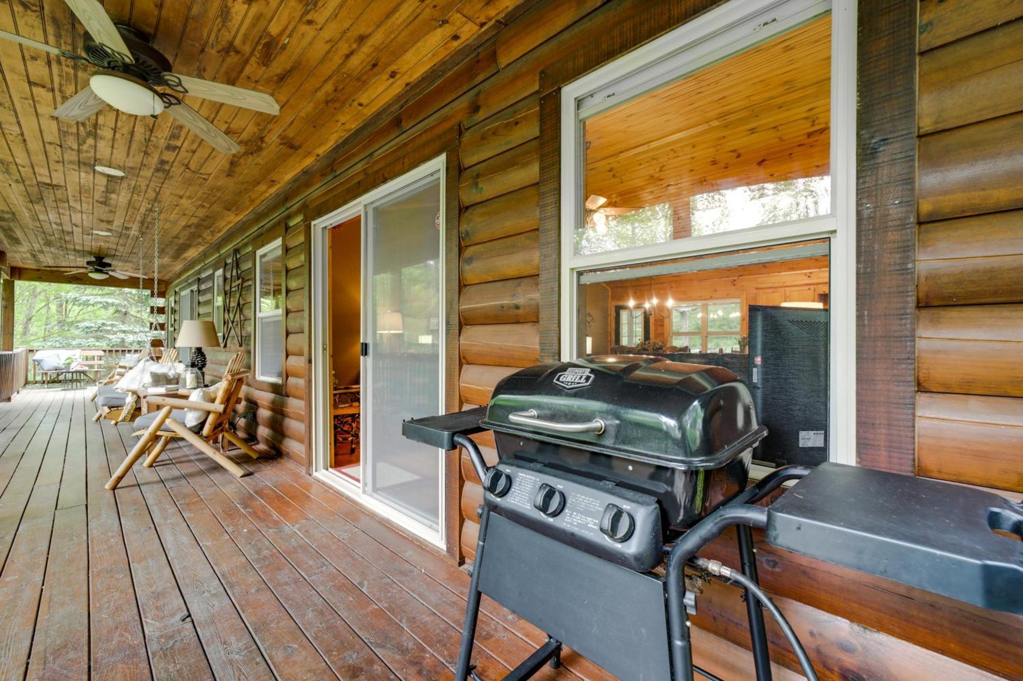 Peaceful Smoky Mountain Cabin With Deck And Fire Pit! Waynesville Buitenkant foto